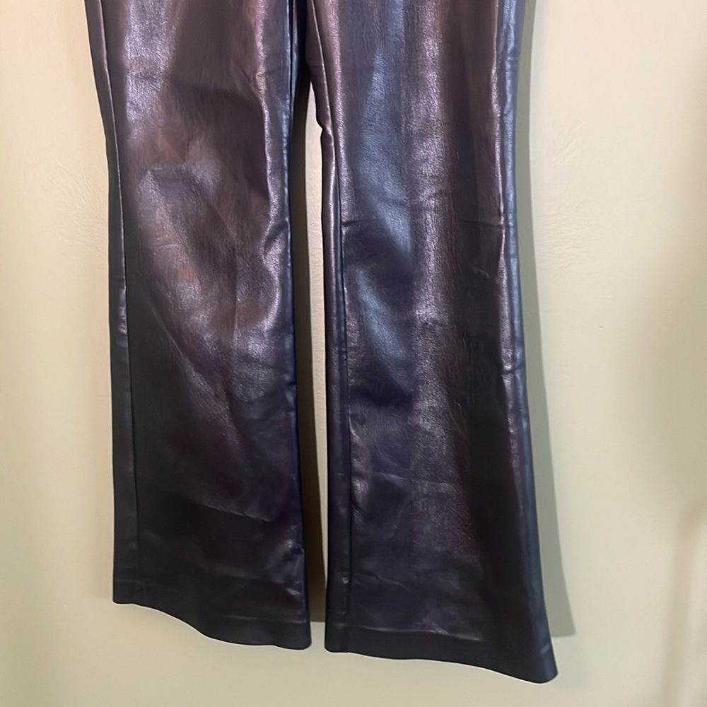 NWOT Wilfred Cabaret Black Flare Vegan Leather Flare Pants Sz 4 - Picture 6 of 9